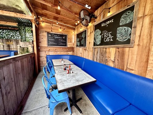 Fig Tree Cafe by null