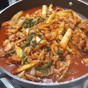 JangTu Restaurant - Spicy chicken with veggies, potatoes, and rice cakes. - Korean Near Me - Sunnyvale, California JangTu Restaurant - Spicy chicken with veggies, potatoes, and rice cakes. - Korean Near Me - Sunnyvale, California
