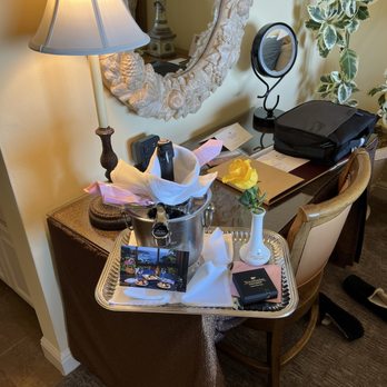 Tickle Pink Inn - What you get when you arrive and get checked in - Hotels Near Me - Carmel, California Tickle Pink Inn - What you get when you arrive and get checked in - Hotels Near Me - Carmel, California
