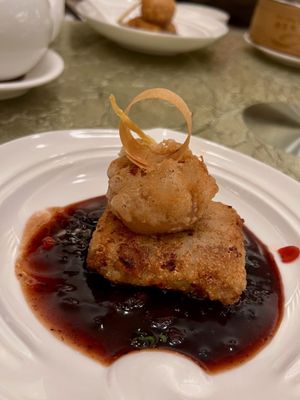 Hoi King Heen by null