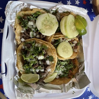 Taqueria El Pastor Dorado - Pollo chicken taco, asade steak taco, chorizo sausage taco, and carnitas pork taco - Mexican Near Me - Cincinnati, Ohio