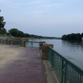 Mc Gregor Park Riverwalk - Parks Near Me - Clarksville, Tennessee Mc Gregor Park Riverwalk - Parks Near Me - Clarksville, Tennessee