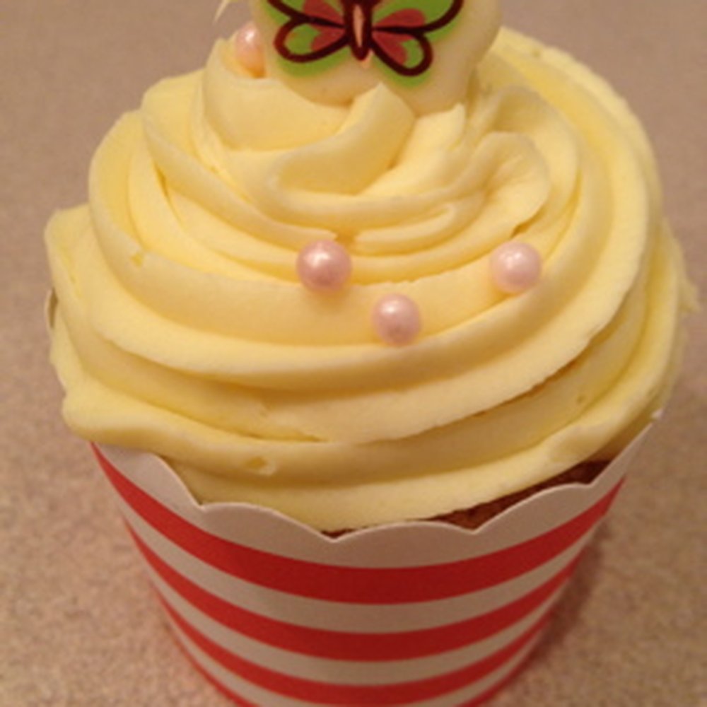 Piece, Love and Chocolate - White chocolate cupcake. Deliciousness in a tiny package. - Chocolatiers & Shops Near Me - Boulder, Colorado Piece, Love and Chocolate - White chocolate cupcake. Deliciousness in a tiny package. - Chocolatiers & Shops Near Me - Boulder, Colorado