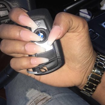 Yvonne's Nails - Holly works magic! - Nail Salons Near Me - Fremont, California