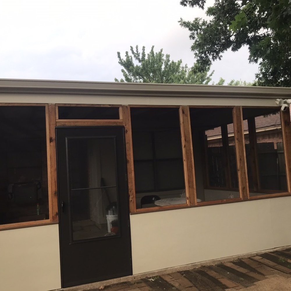 Foster's Construction and Roofing - New screened patio, tied into the rafters giving 8 foot ceilings. - General Contractors Near Me - Colleyville, Texas