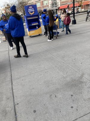 Atlantic Terminal Mall by null