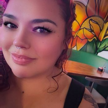 Madres Brunch - Breakfast & Brunch Near Me - Riverside, California