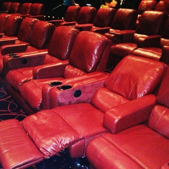 AMC Fresh Meadows 7 - Cinema Near Me - Fresh Meadows, New York
