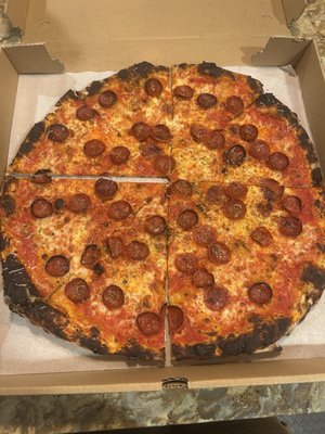 Peng's Pizza Pies by null