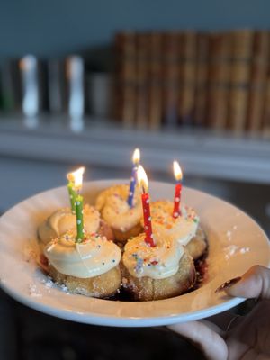 Biscuit Love Franklin by null