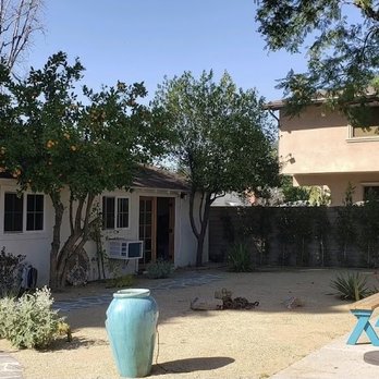 Modrn Med - We have a back garden for patients to enjoy before or after appointments - Naturopathic/Holistic Near Me - Los Angeles, California