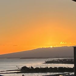 Waikiki Sunset Luau - Sunset