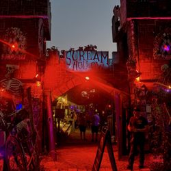 Scream Hollow Wicked Halloween Park - Entrance