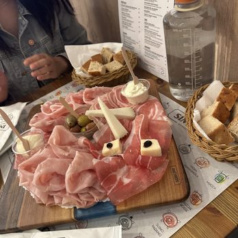 Simoni Laboratorio - Italian Near Me - Bologna, BO