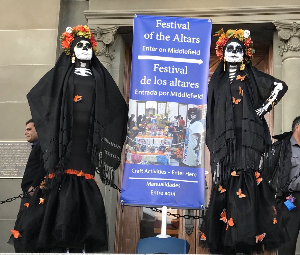 DIA DE LOS MUERTOS 2200 Broadway St, Redwood City, California Local