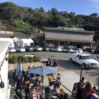 Smiley's Schooner Saloon - Outdoor seating - Hotels Near Me - Bolinas, California Smiley's Schooner Saloon - Outdoor seating - Hotels Near Me - Bolinas, California