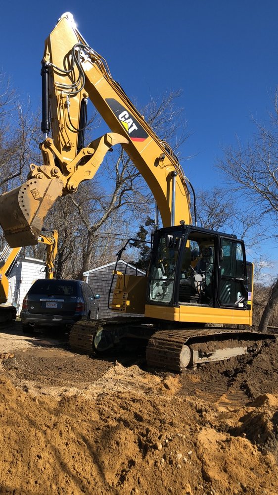 MACIEL & SONS Updated September 2024 15 Merchants Ct, Vineyard