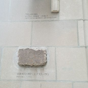 Tribune Tower - Local Flavor Near Me - Chicago, Illinois