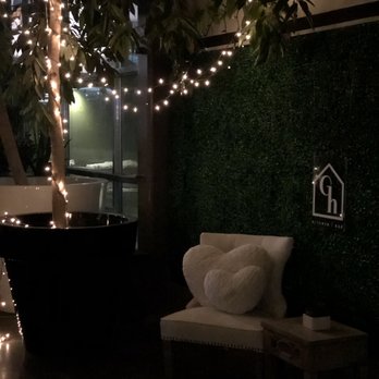 Glasshouse Kitchen Bar - Ambience - Canadian (New) Near Me - St. Albert, Alberta Glasshouse Kitchen Bar - Ambience - Canadian (New) Near Me - St. Albert, Alberta