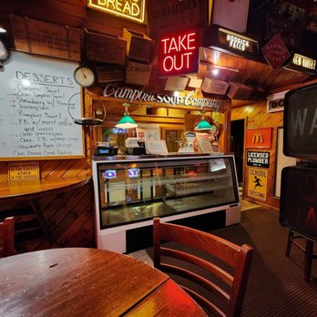 The Moose Kaboose Tavern - Food Trucks Near Me - Hoosick Falls, New York