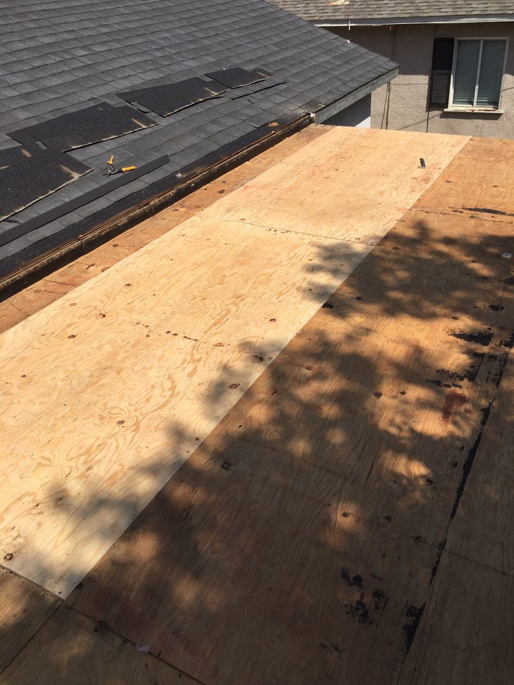 Slide of Thompson Roofing