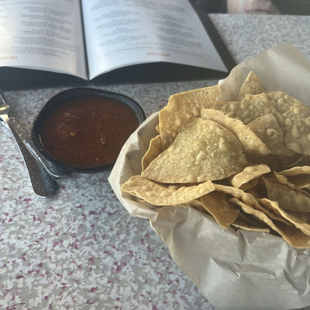 Chips and salsa