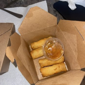 Kiin Di - Vegetable rolls - Food Trucks Near Me - Austin, Texas Kiin Di - Vegetable rolls - Food Trucks Near Me - Austin, Texas