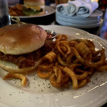 No Vacancy - Chicken sandwich and fries - New American Near Me - Chicago, Illinois No Vacancy - Chicken sandwich and fries - New American Near Me - Chicago, Illinois
