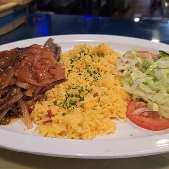 El Marinero - Bistec - Seafood Near Me - Warwick, Rhode Island
