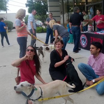 Tomlinson's - Pet Stores Near Me - Austin, Texas