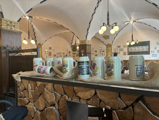 Photo of Hofbräukeller - München, BY, DE. Decor