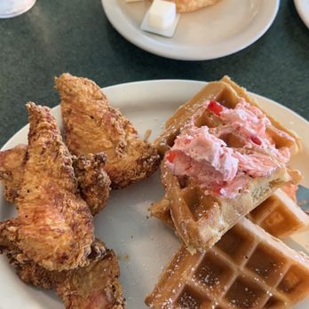 Metro Diner - Chicken Tenders & Waffle - American Near Me - Dothan, Alabama Metro Diner - Chicken Tenders & Waffle - American Near Me - Dothan, Alabama