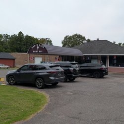 Happy Daze - Front of Building