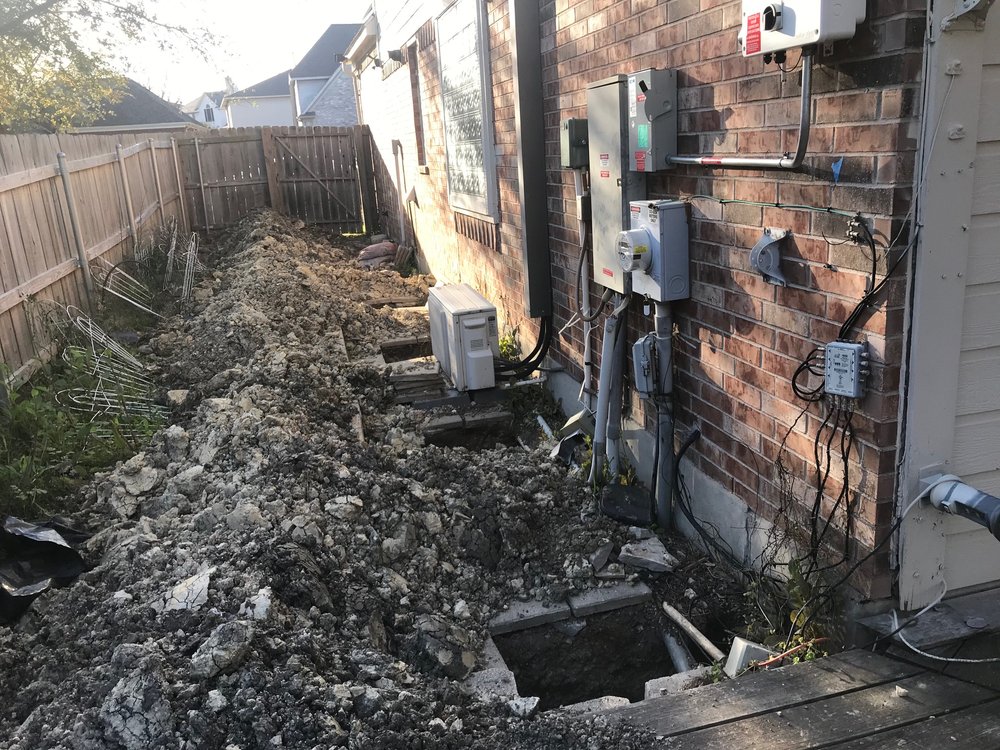 CROWN LEVELING NEW BRAUNFELS Updated September 2024 74 Photos 839 South IH35, New