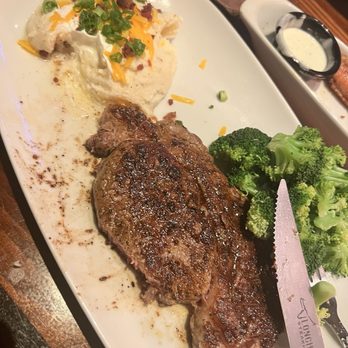 LongHorn Steakhouse - Steakhouses Near Me - Smyrna, Tennessee