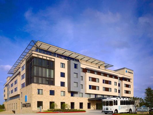 Sonesta Bee Cave Austin Hill Country by null