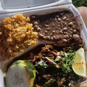 Birria El Tacocho - Birria plate - Food Trucks Near Me - Garden Grove, California Birria El Tacocho - Birria plate - Food Trucks Near Me - Garden Grove, California