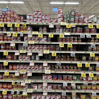 Ingles Market - All the canned tomatoes - Grocery Near Me - Candler, North Carolina