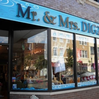 Mr. & Mrs. Digz - Used, Vintage & Consignment Near Me - Chicago, Illinois