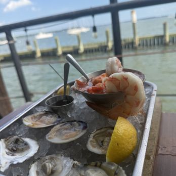 Shell & Bones Oyster Bar and Grill - Harbor Sampler - Seafood Near Me - New Haven, Connecticut Shell & Bones Oyster Bar and Grill - Harbor Sampler - Seafood Near Me - New Haven, Connecticut