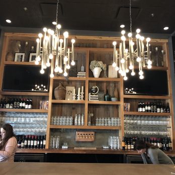 Vita Vite Midtown - Wine Bars Near Me - Raleigh, North Carolina
