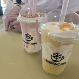 Mango supreme blended drink & strawberry vanilla cake