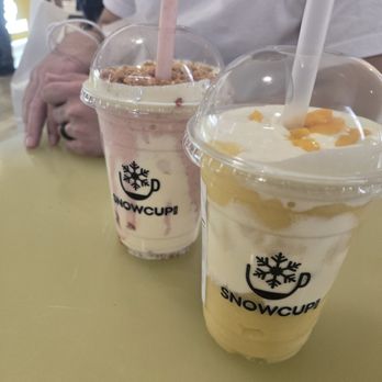 Snowcup Cafe - Mango supreme blended drink & strawberry vanilla cake - Desserts Near Me - Seattle, Washington Snowcup Cafe - Mango supreme blended drink & strawberry vanilla cake - Desserts Near Me - Seattle, Washington