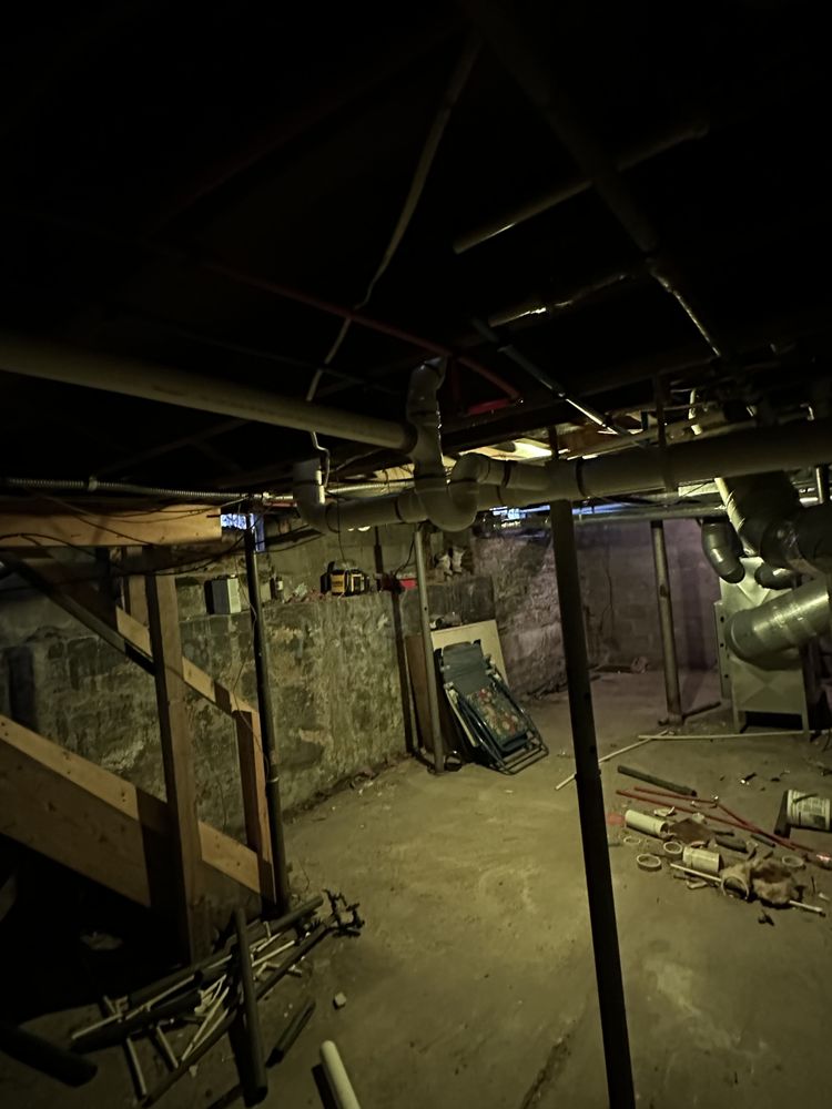 Slide of Leasher’s Home Solutions