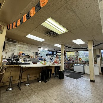 UFO Restaurant - Sandwiches Near Me - Toronto, Ontario