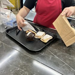 Santa Maria Bakery - Yummy treats!