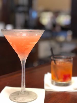 Wall Street Bar & Grill by null