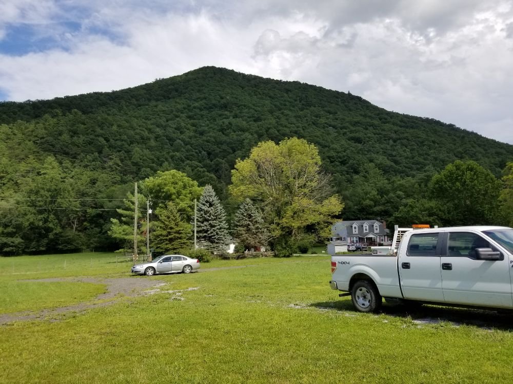 HIGHWAY52 CAMPGROUND Updated August 2024 5965 Stoney Fork Rd