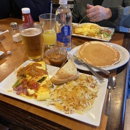 RED ROCKS GRILL - 206 Photos & 273 Reviews - 415 Bear Creek Ave ...