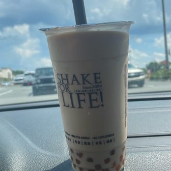 Ding Tea Charlotte Independence - Hokkaido Oolong Milk Tea - Bubble Tea Near Me - Charlotte, North Carolina Ding Tea Charlotte Independence - Hokkaido Oolong Milk Tea - Bubble Tea Near Me - Charlotte, North Carolina